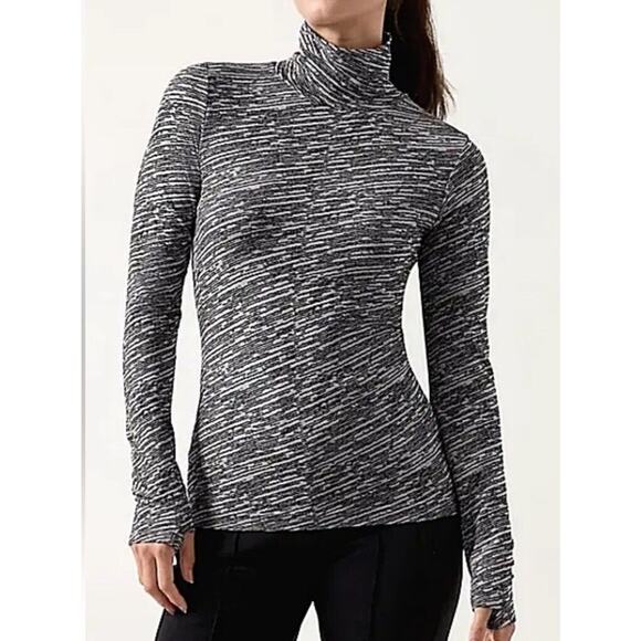 NWT Athleta Flurry Blizzard Seamless Turtleneck-Wren Black- Size‎ XXS MSRP $99 - Picture 1 of 1